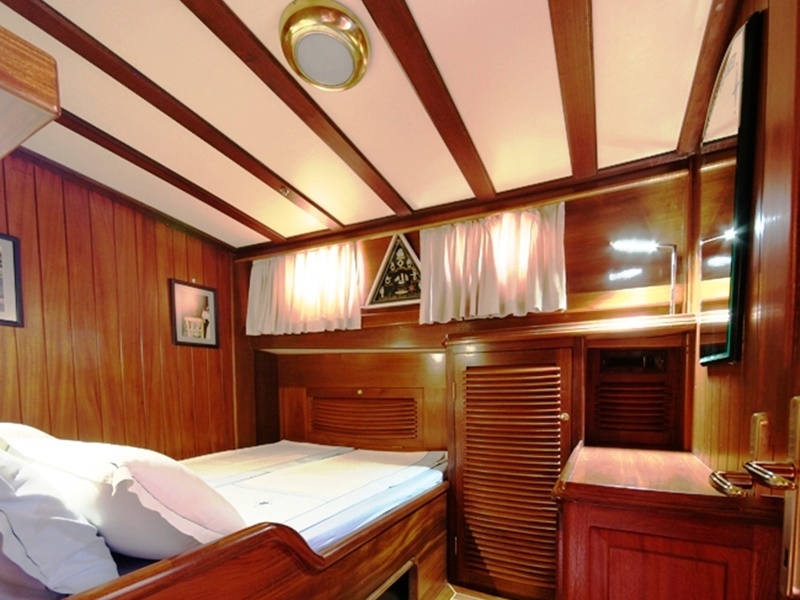 CAPTAİN ŞEVKET YACHT (LUX CLASS)